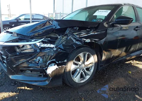 2018 Honda Accord Lx z USA, uszkodzony, nr VIN 1HGCV1F10JA239517